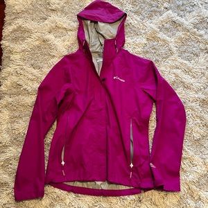 Women’s Columbia Rain Jacket